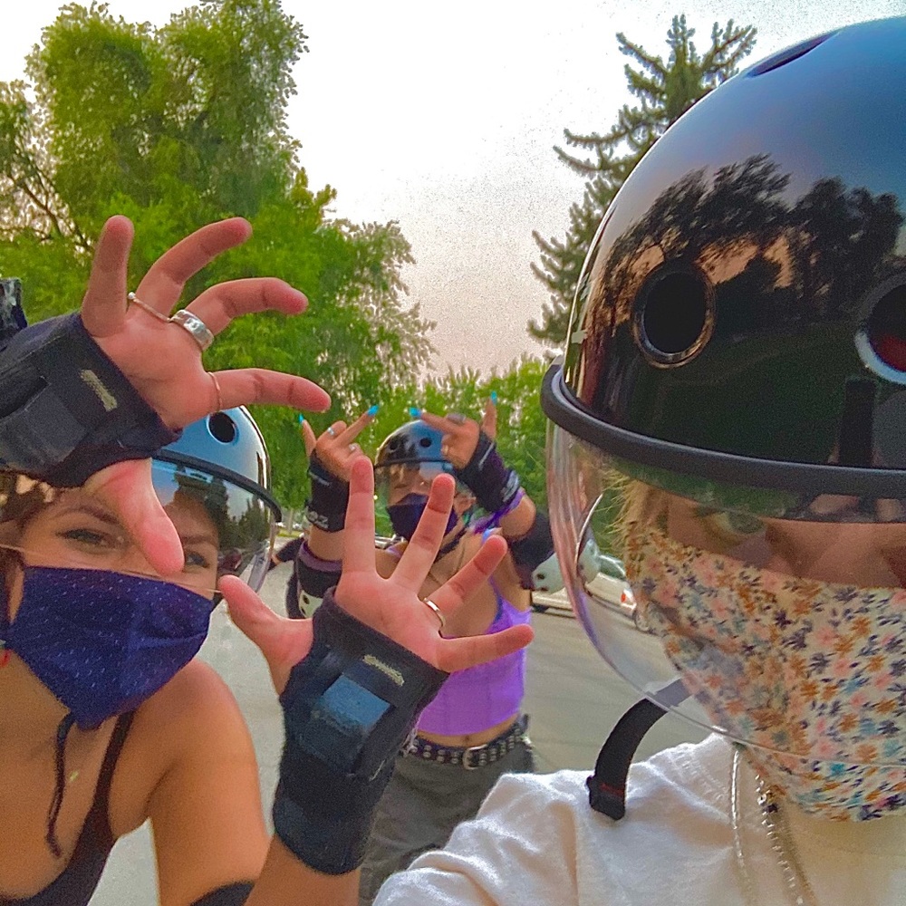 Meet your Posher, Samantha